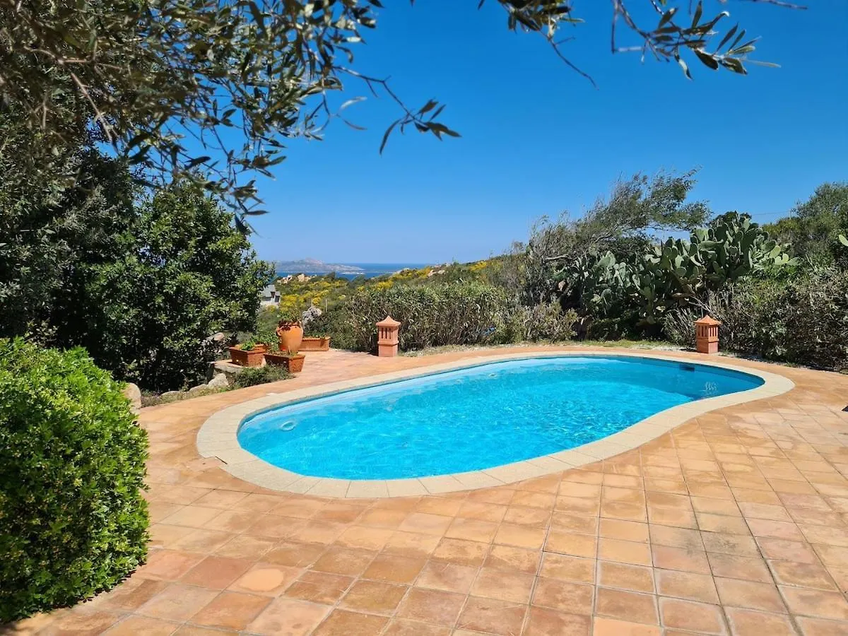 Nido Del Cuculo - Stilvolle Villa Mit Privatem Pool Nahe Der Costa Smeralda Канниджионе