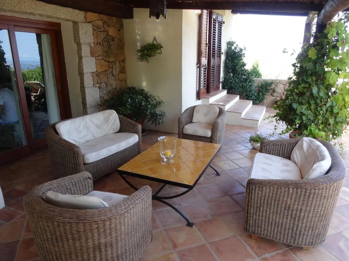 Nido Del Cuculo - Stilvolle Villa Mit Privatem Pool Nahe Der Costa Smeralda Канниджионе